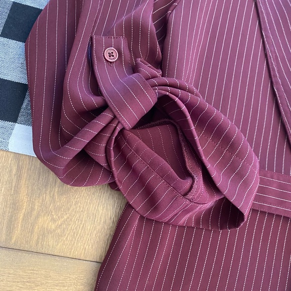 Babaton Blazer - Picture 5 of 8